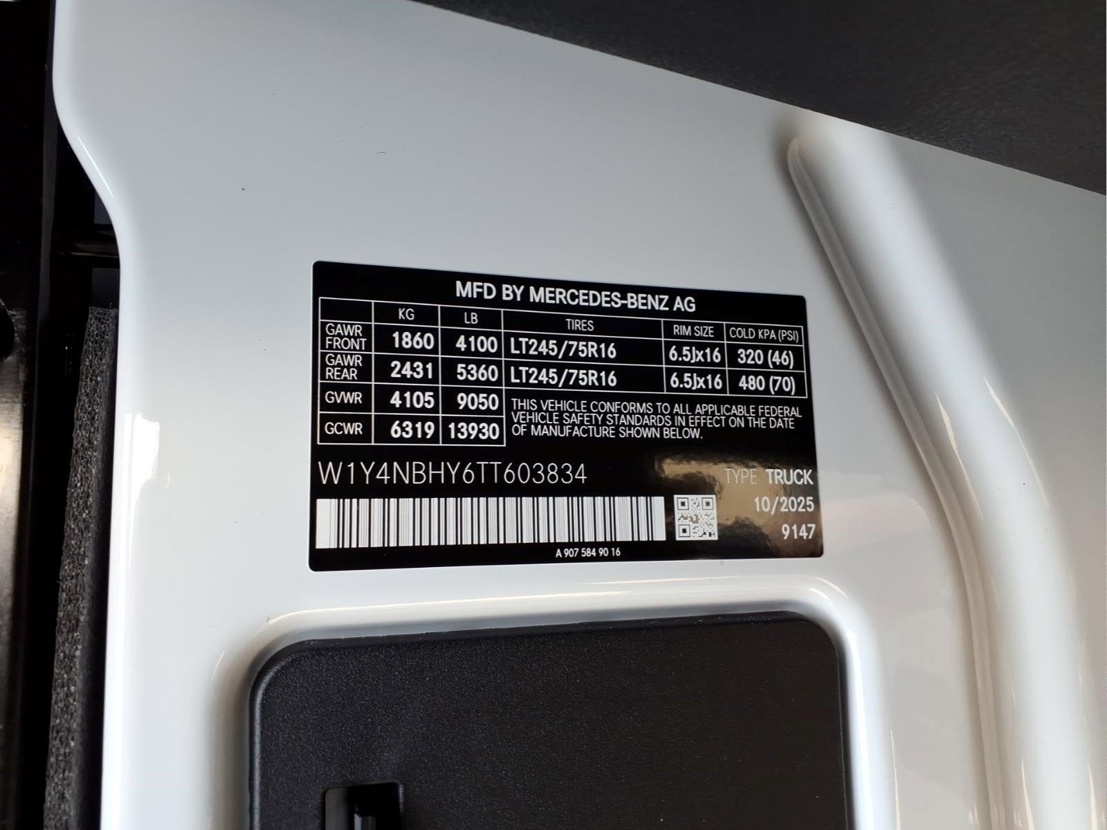 New 2026 Arctic White Mercedes-Benz  image 36