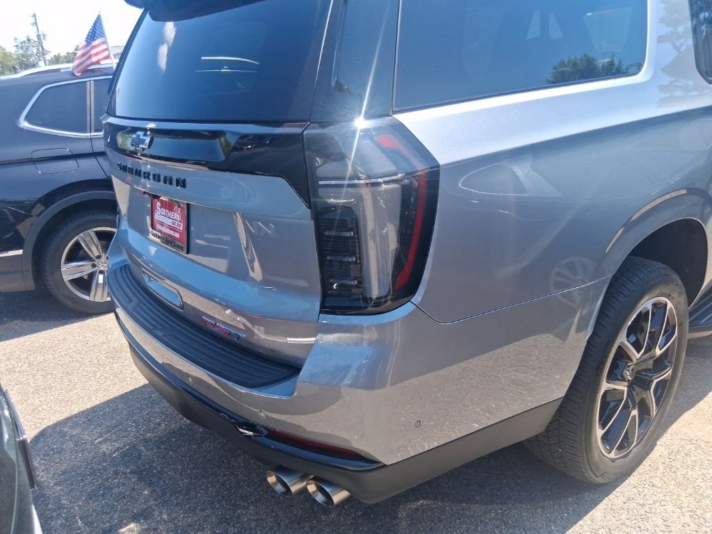 Used 2025 Gray Chevrolet RST image 5