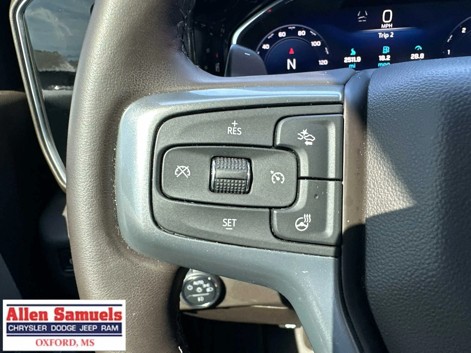 Used 2024 Summit White Chevrolet RST image 31
