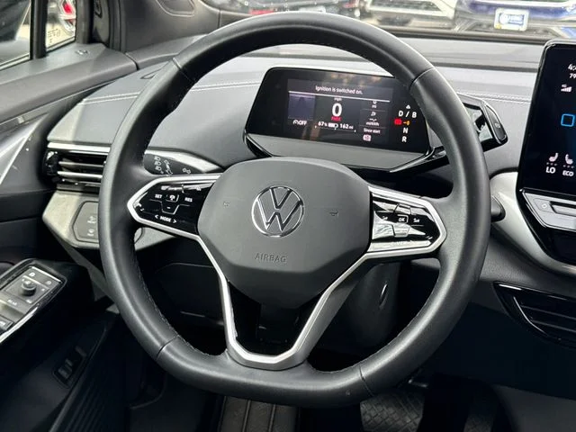 Certified Used 2023 Deep Black Volkswagen Pro S image 32