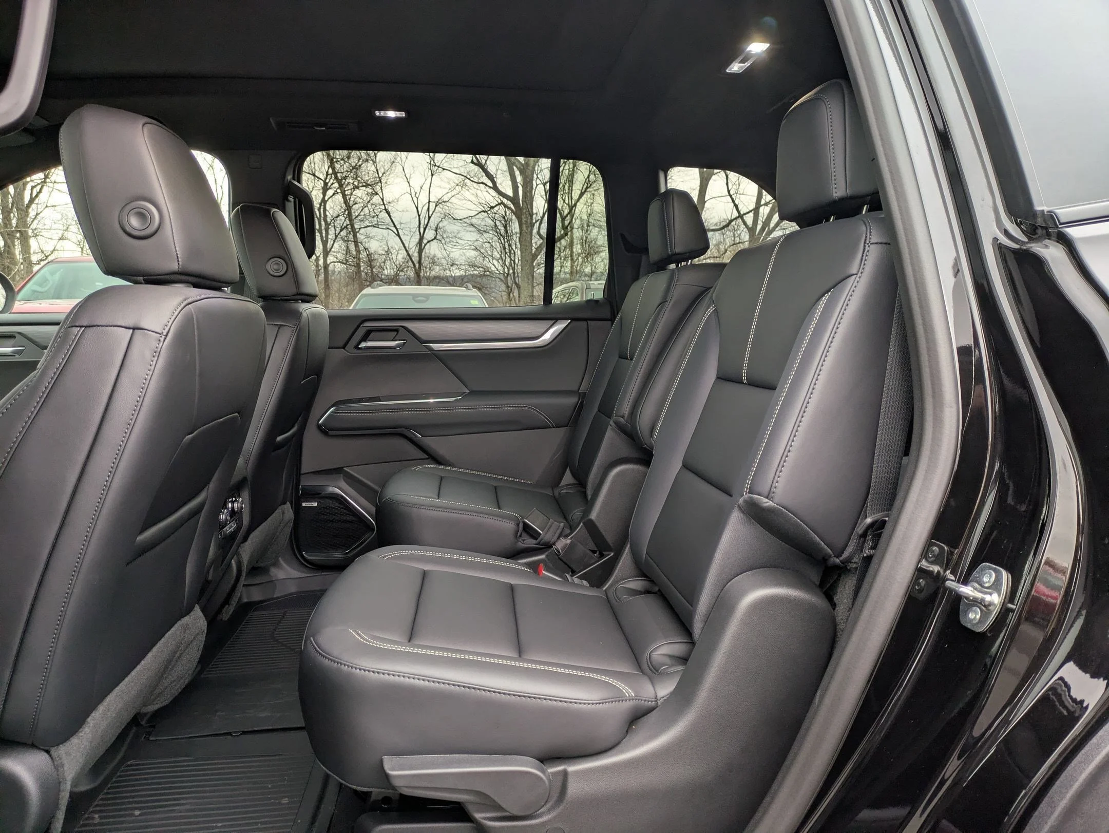 2026 GMC Acadia Elevation - Photo 10