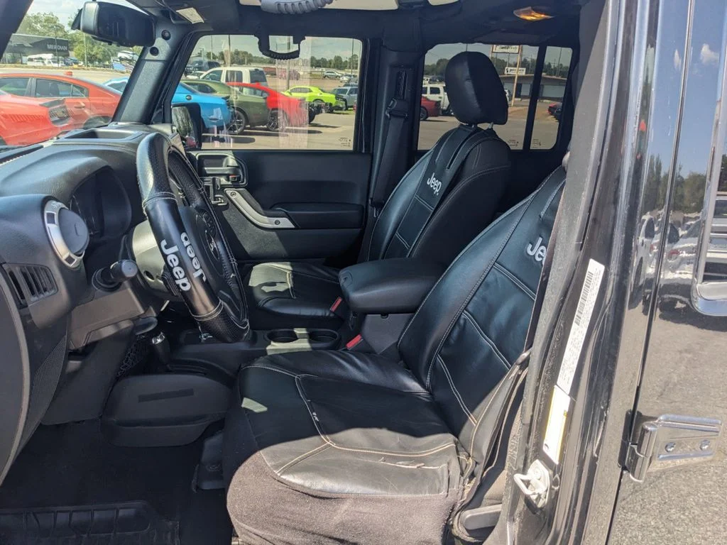 Used 2017 black Jeep 4d Convertible Sahara image 10