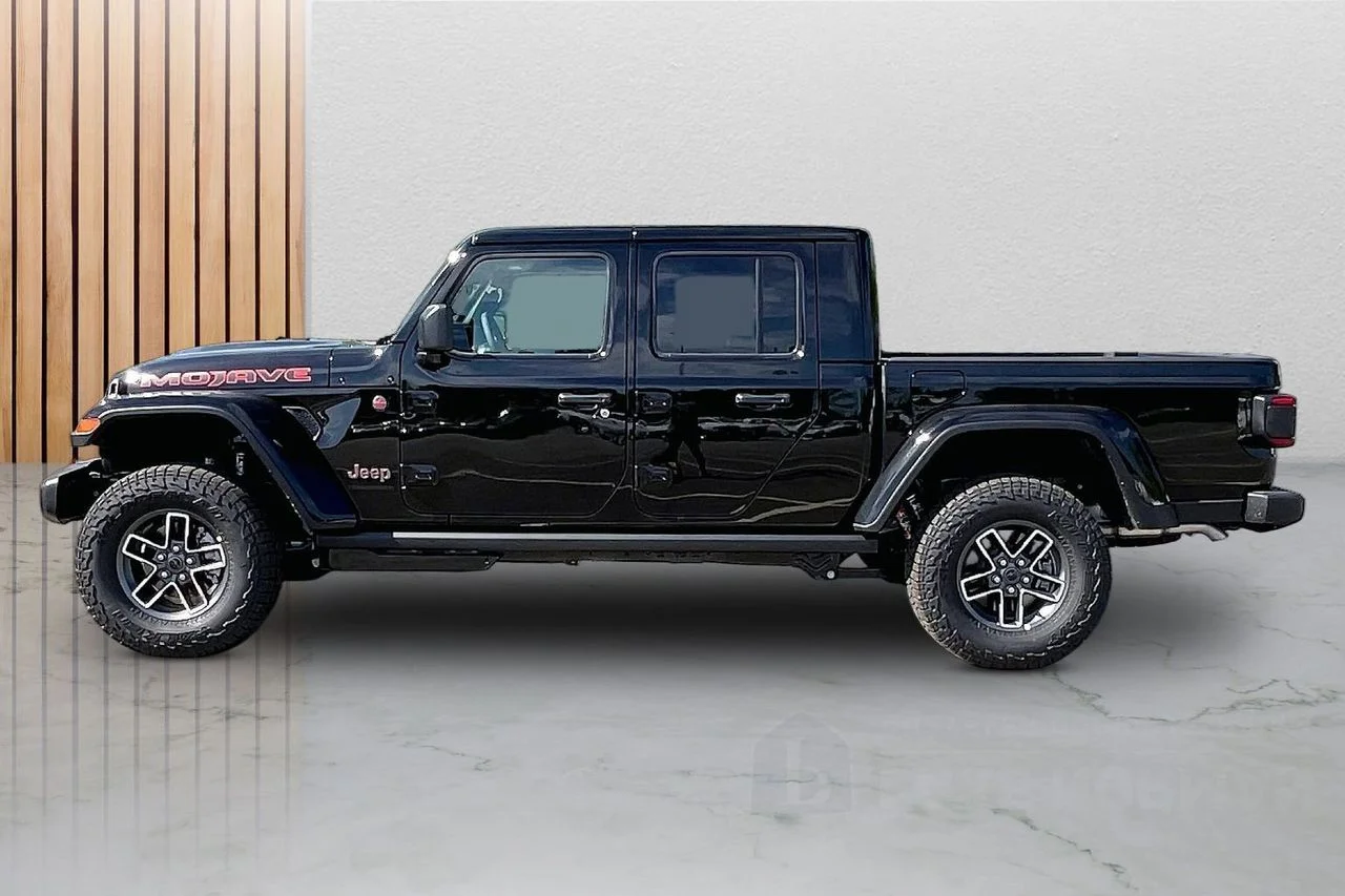 New 2026 Black Clear-Coat Exterior Paint Jeep Mojave image 5
