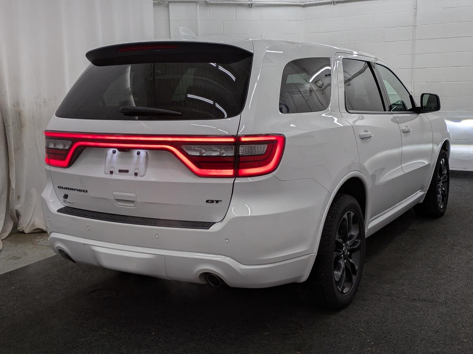 2022 Dodge Durango GT photo 2