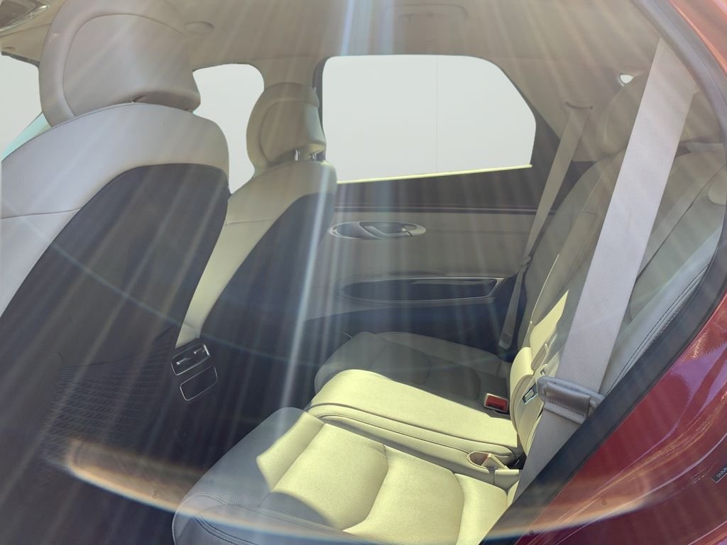 2026 GENESIS GV70 Standard - Photo 23