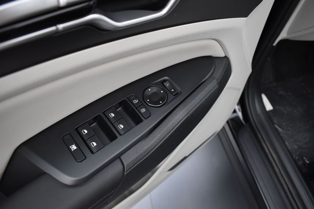 New 2026 Ebony Black Kia EX image 6