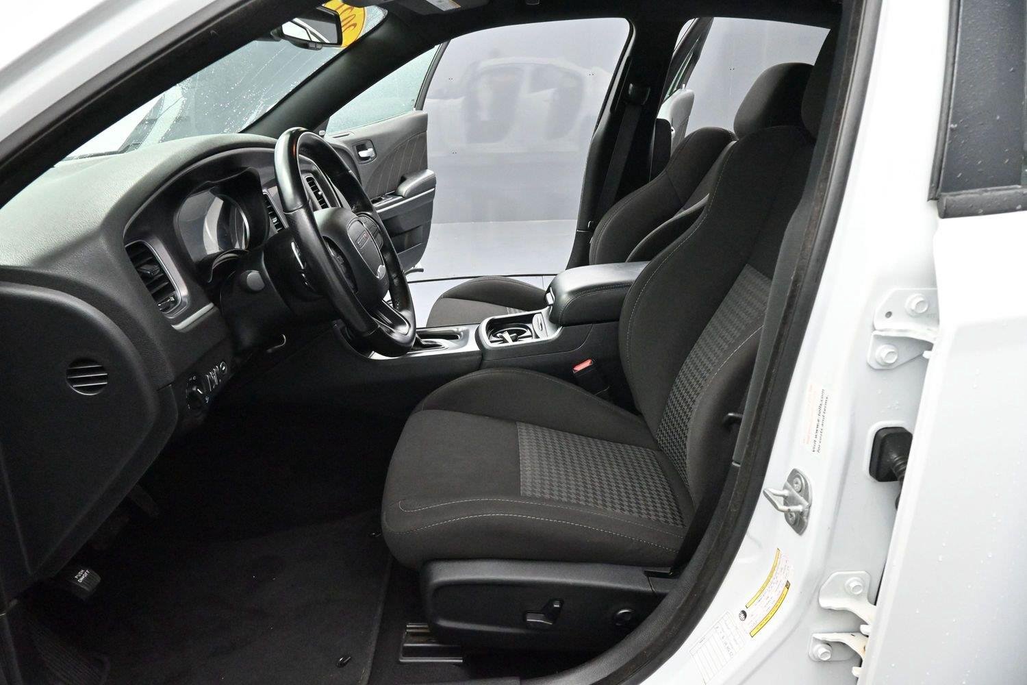 Used 2021 White Knuckle Clearcoat Dodge R/T image 12