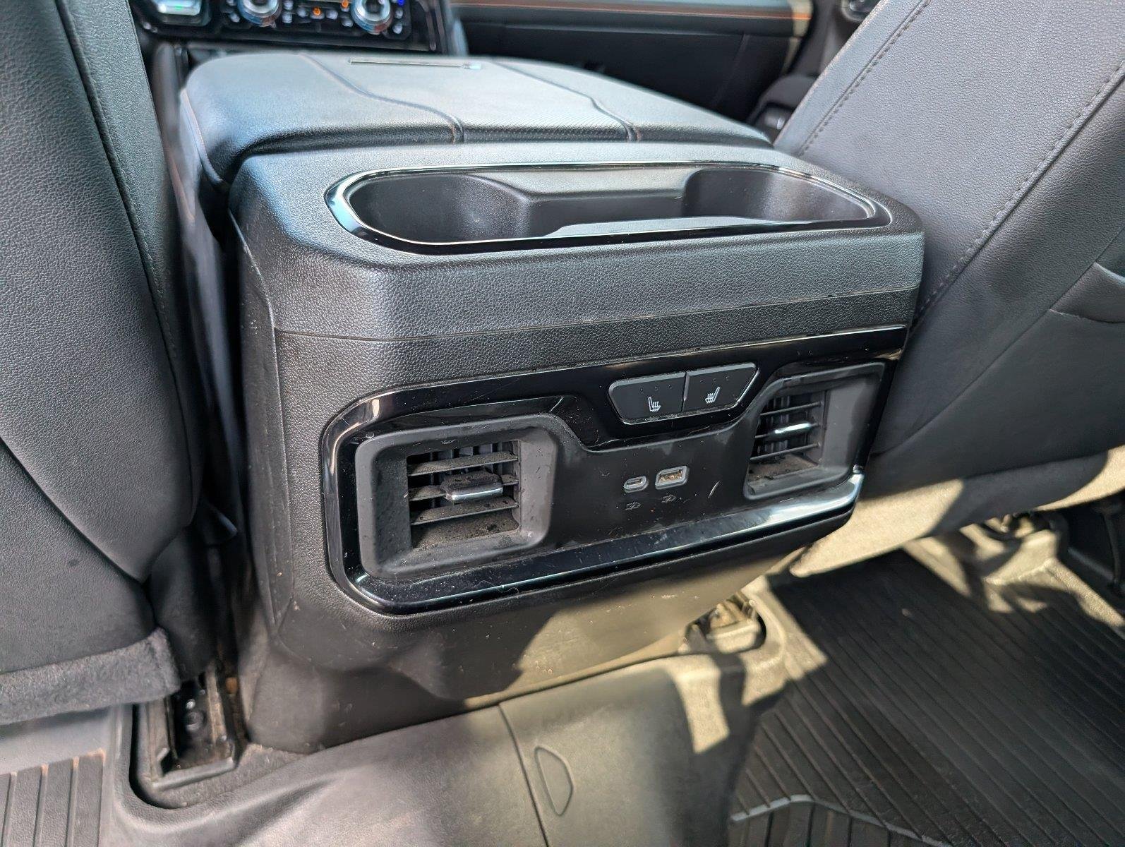 Used 2025 Summit White GMC AT4 image 34