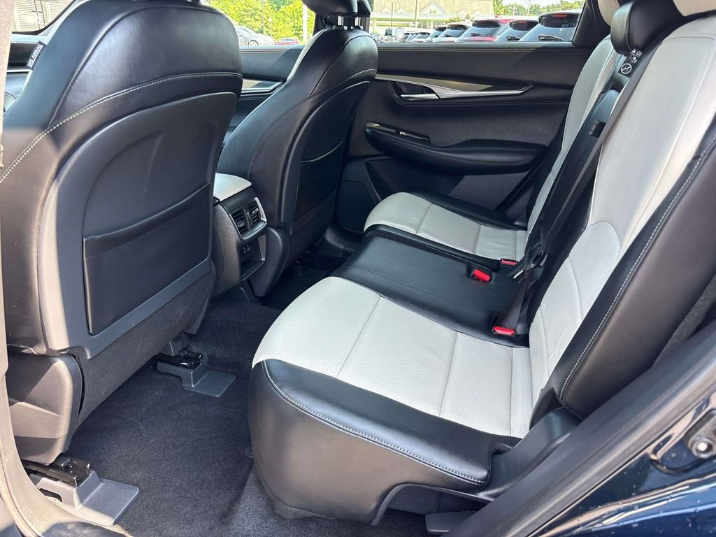 Certified Used 2025 Blue INFINITI LUXE image 10