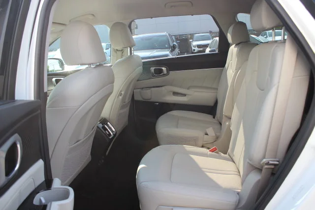 Used 2023 White Kia SX Prestige image 27