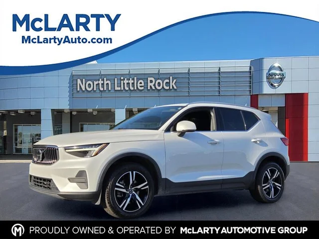 2024 VOLVO XC40 CORE BRIGHT THEME