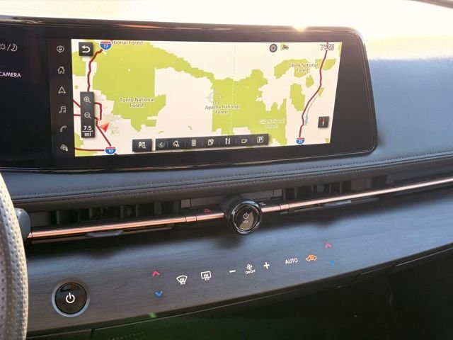 Used 2024 Black Nissan EVOLVE+ image 19