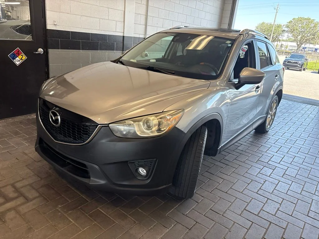 Used 2014 Silver Mazda Grand Touring image 3