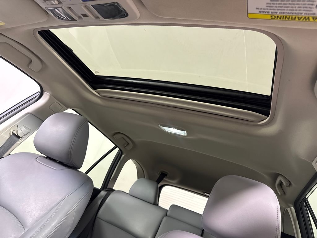 Used 2018 Gray Subaru 3.6R image 19