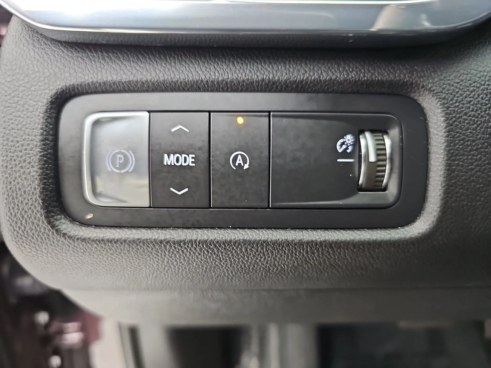 2024 GMC Acadia Elevation - Photo 31