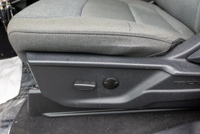 Used 2024 Oxford White Ford XLT image 18