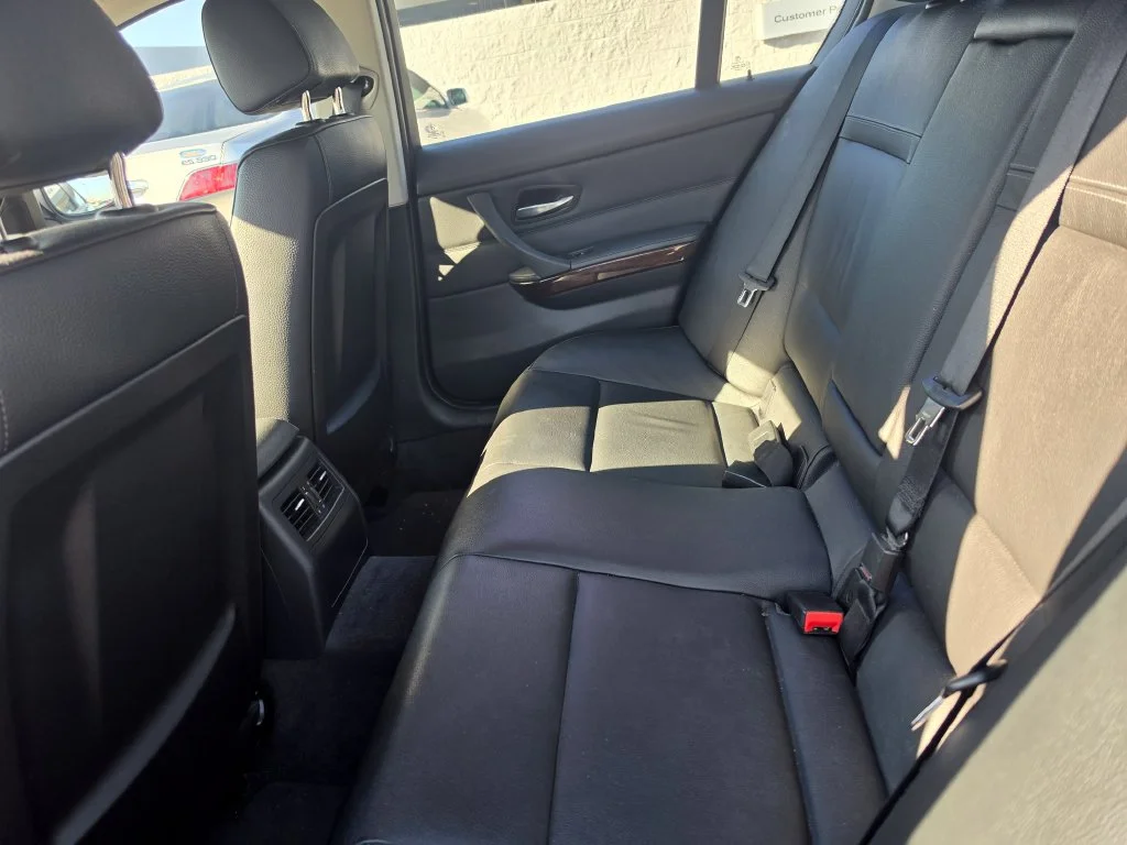 Used 2011 Black BMW 328i image 10
