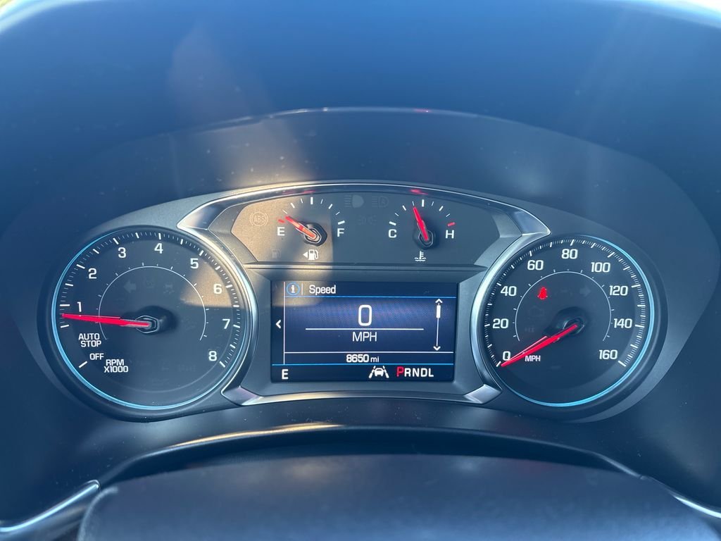 Used 2024 Gray Chevrolet LT image 18