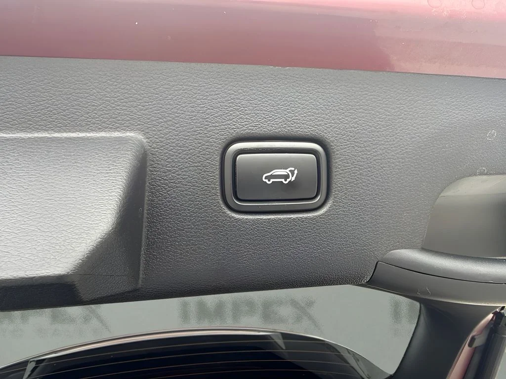 Used 2025 Red Kia X-Line image 22