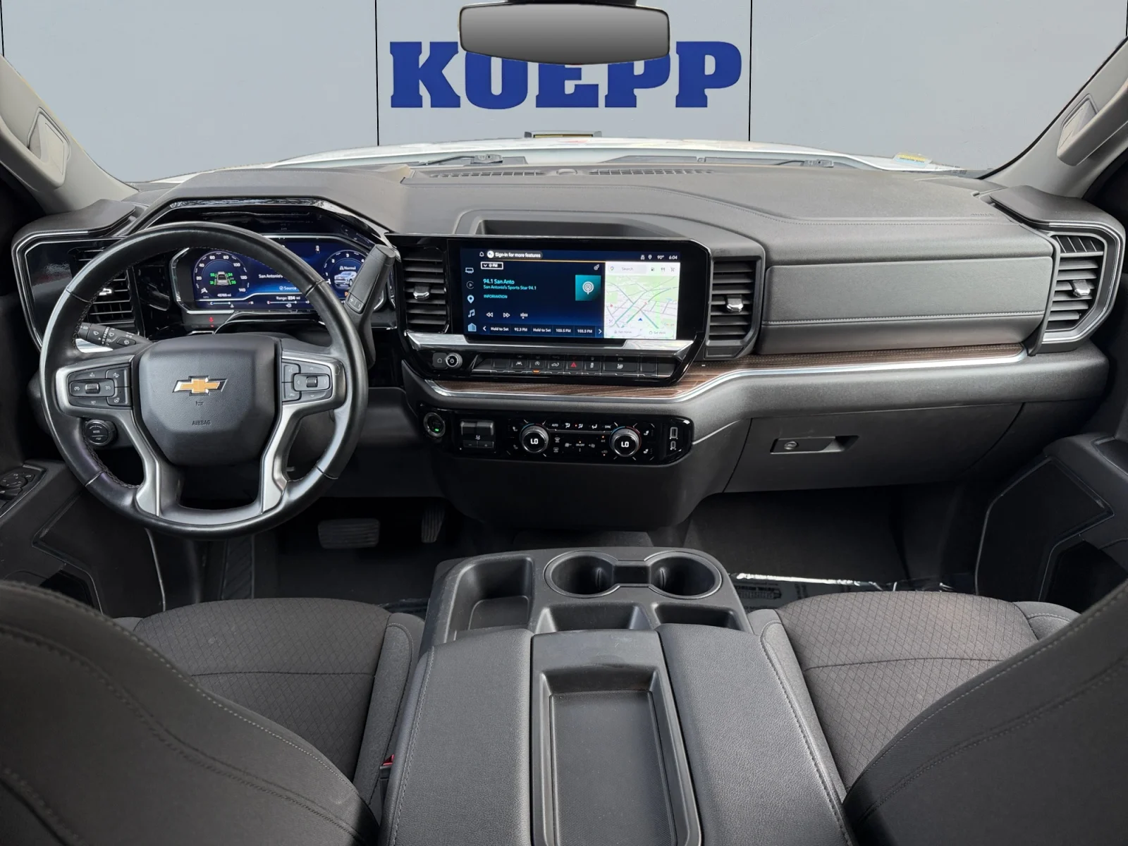Used 2025 Summit White Chevrolet LT image 12