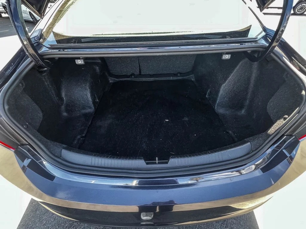 Used 2023 Gray Chevrolet LT image 26