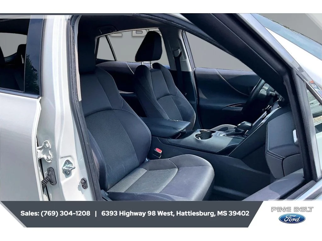 Used 2021 Blizzard Pearl Toyota LE image 6
