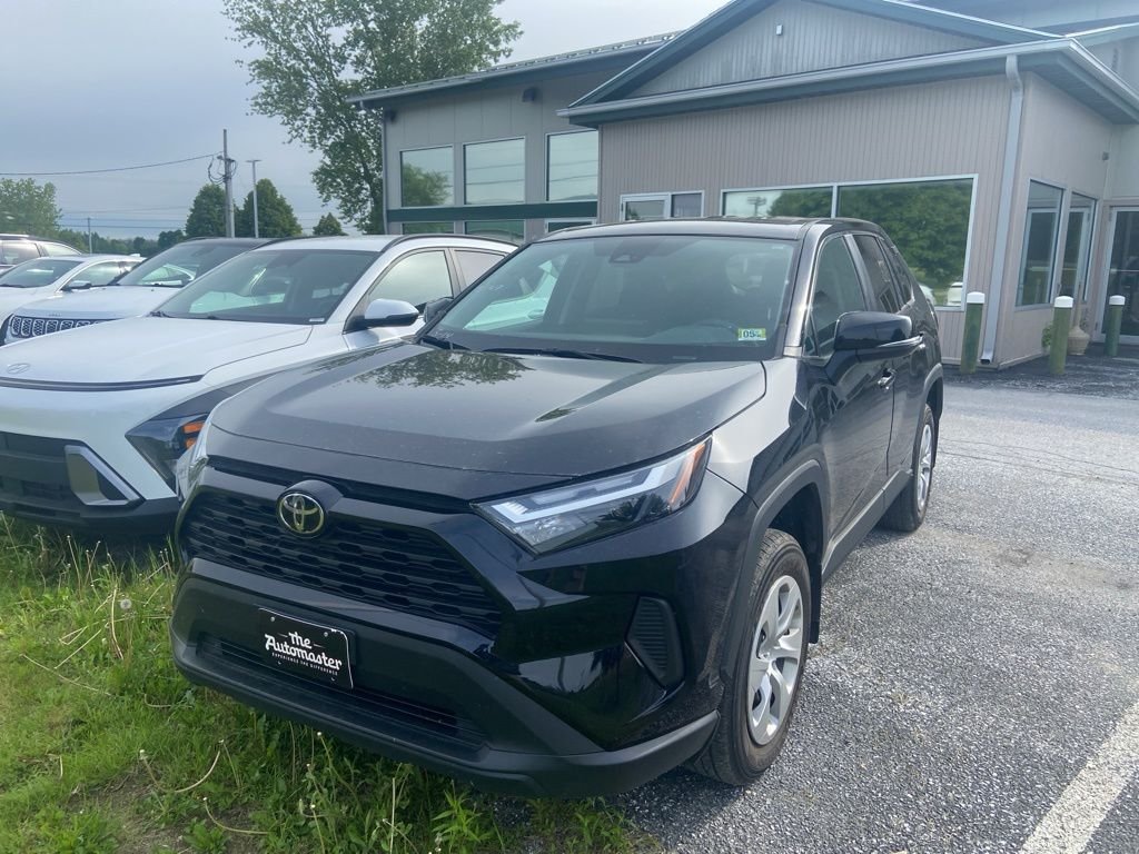Used 2023 Midnight Black Metallic Toyota LE image 3
