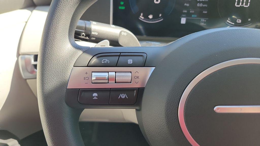 New 2026 Gray Hyundai SEL AWD image 25