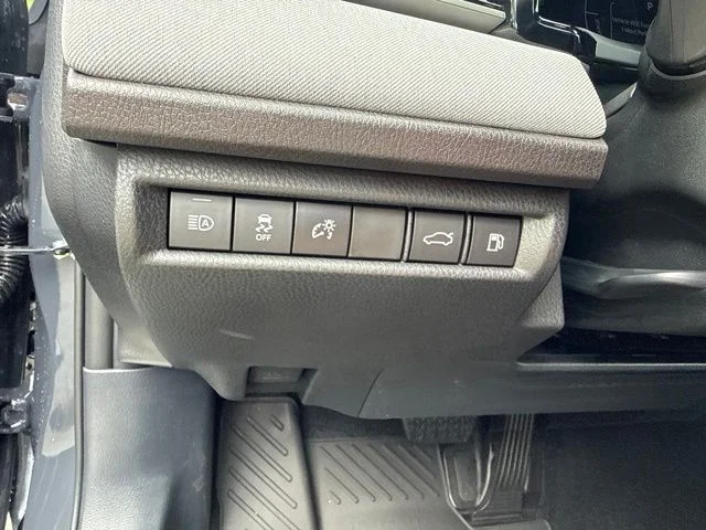 Certified Used 2026  Toyota LE image 23