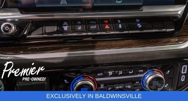 Used 2025 Sterling Metallic GMC SLE image 23