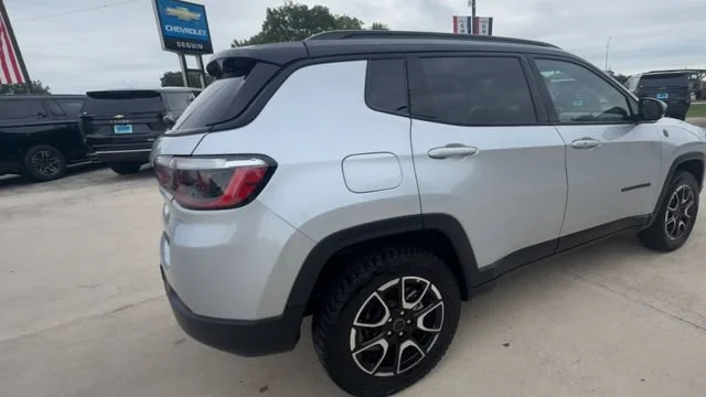 2025 Jeep Compass Trailhawk - Photo 8