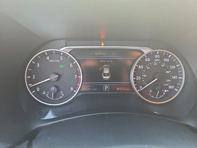 Used 2024 White Nissan SR image 19