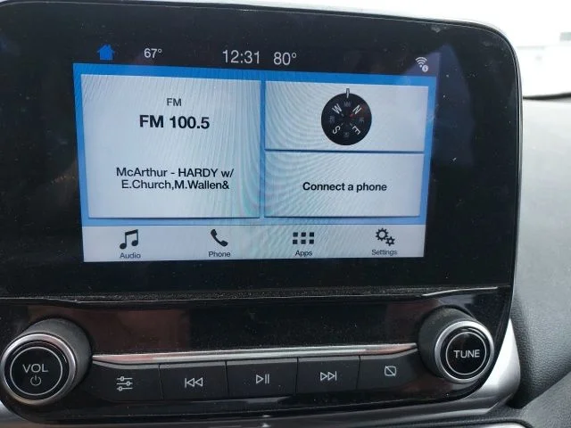 Used 2019 Blue Ford SE image 12