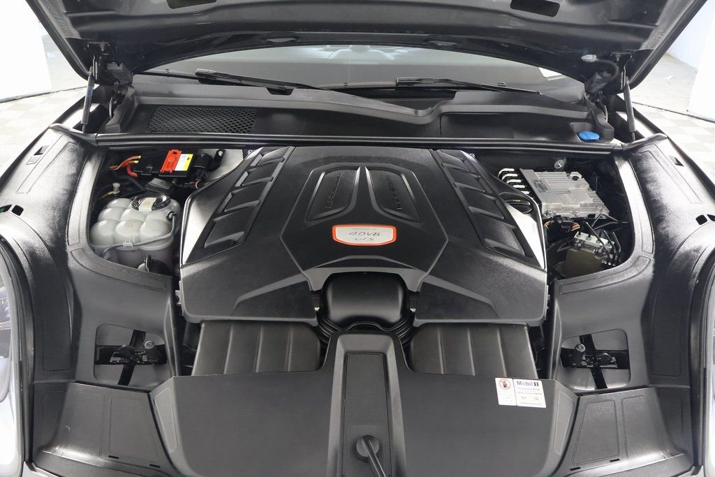 Used 2021  Porsche GTS image 15