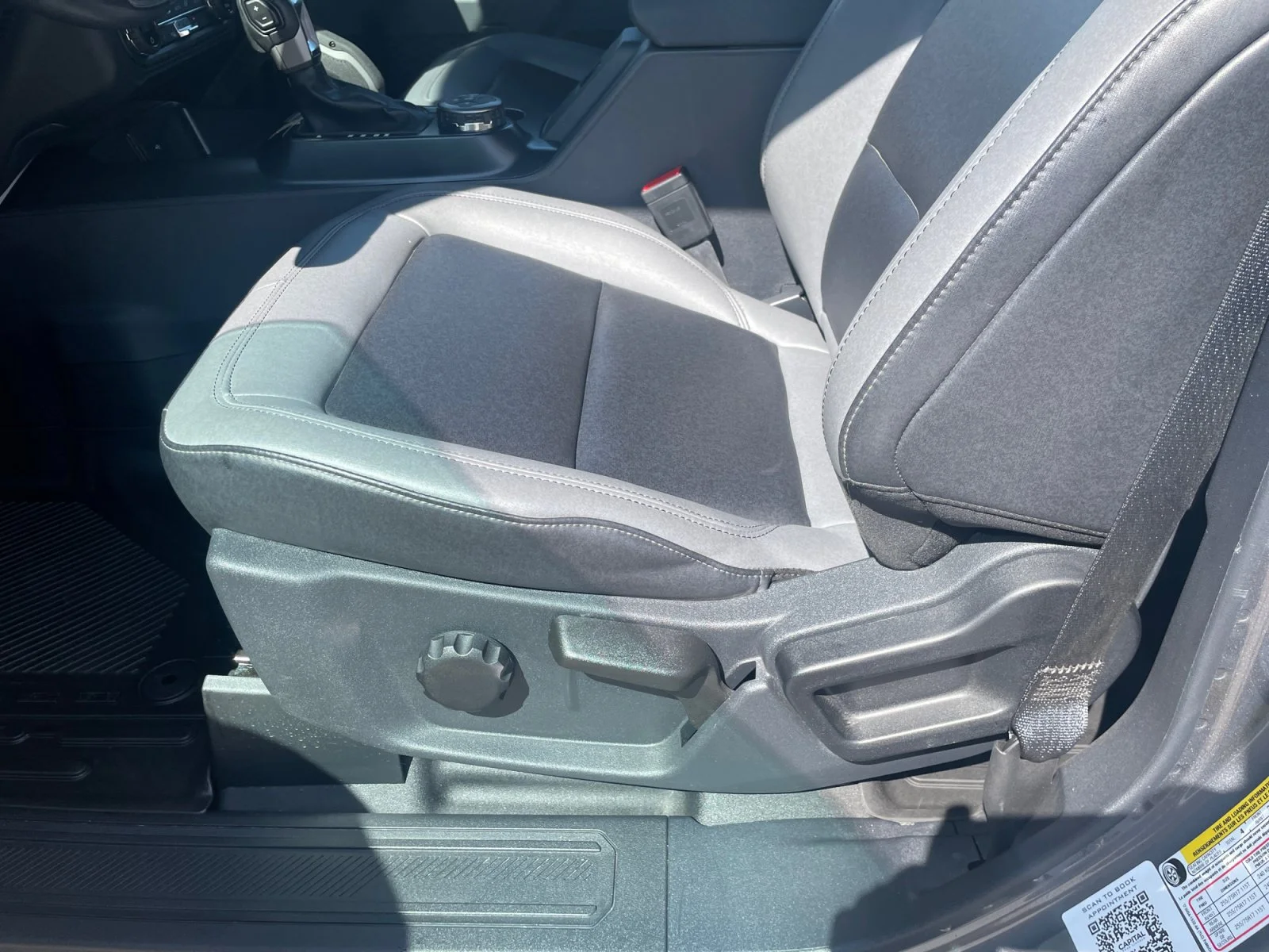 Used 2024 GRAY Ford BIG BEND image 15