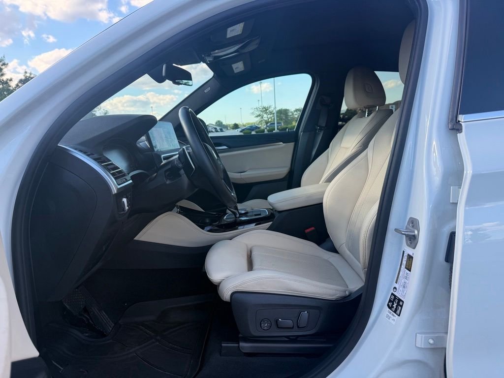 Certified Used 2025 White BMW xDrive30i image 10