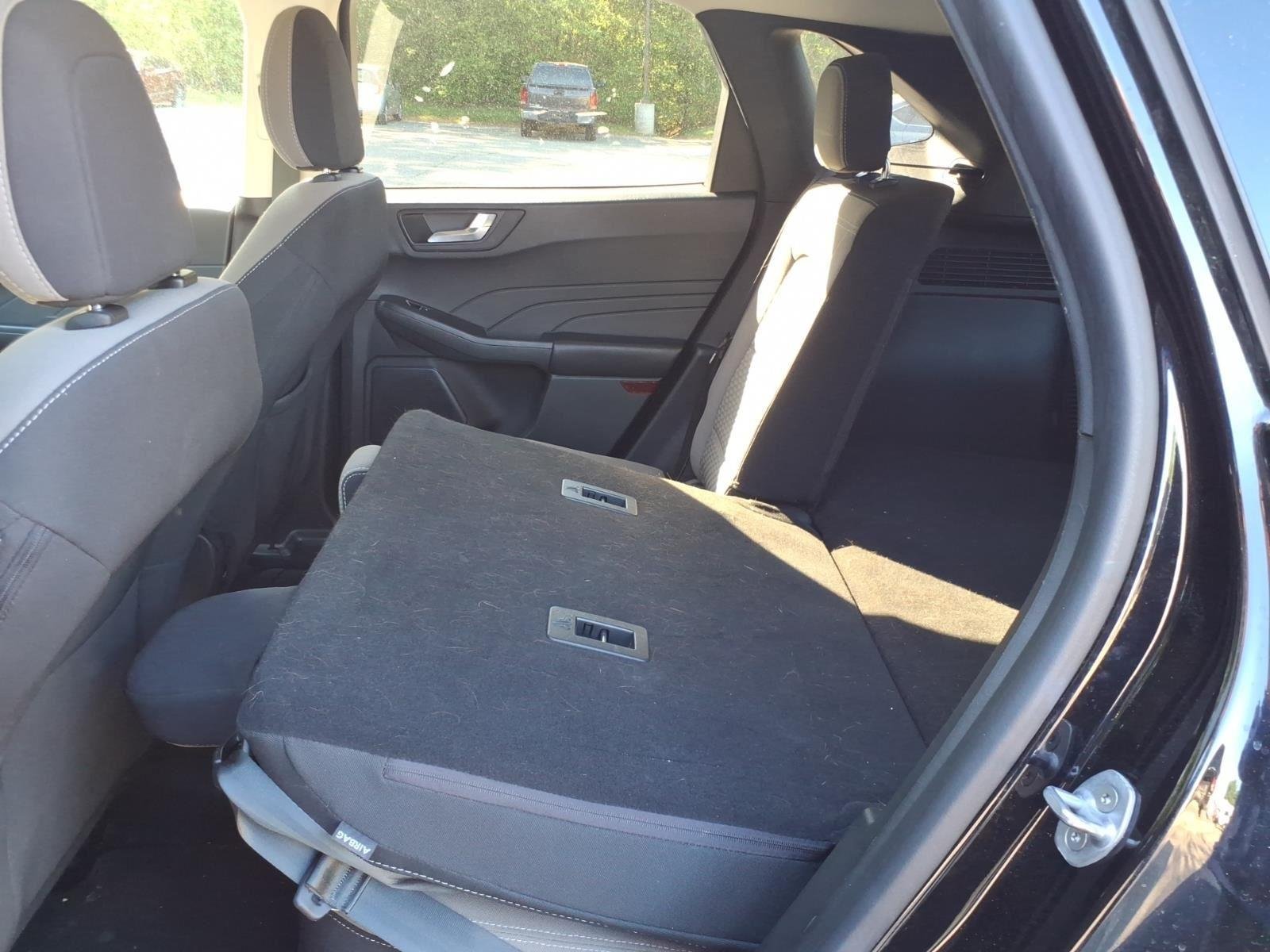 Used 2021 Agate Black Metallic Ford SE Hybrid image 18