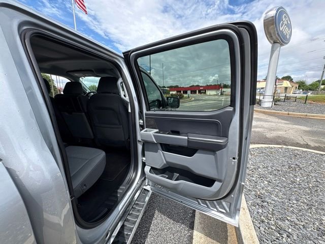 Used 2025 Silver Ford XLT image 23