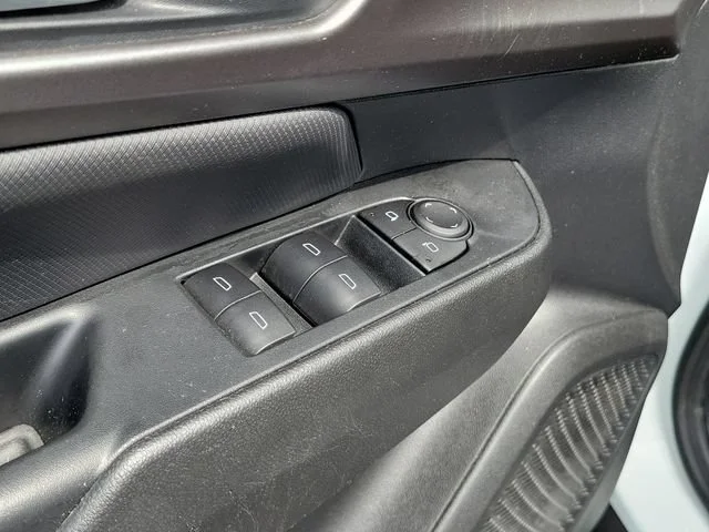 2025 Chevrolet Equinox EV 1LT - Photo 23