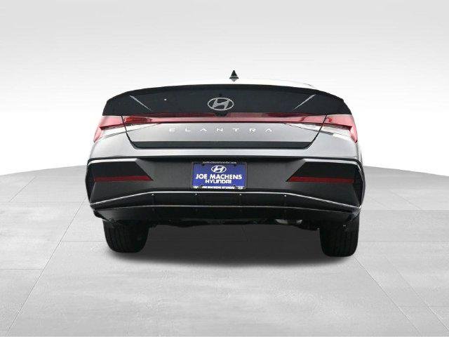 New 2026 Gray Hyundai SEL Sport image 35
