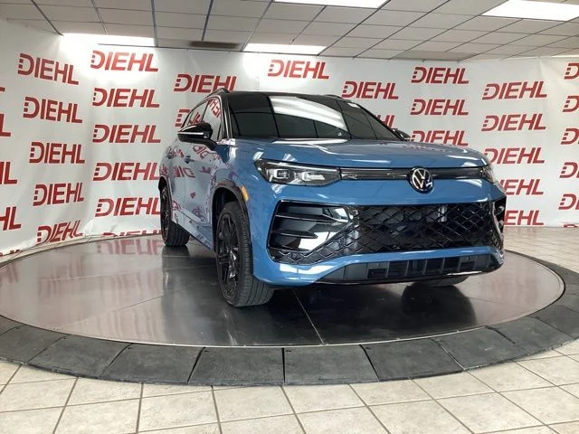 2025 Volkswagen Tiguan 2.0T SE R-Line Black
