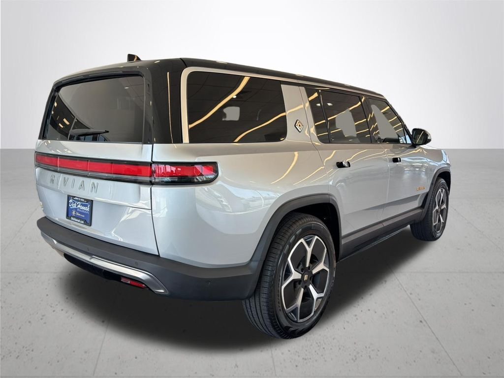 Used 2024 LA Silver Rivian Adventure image 7