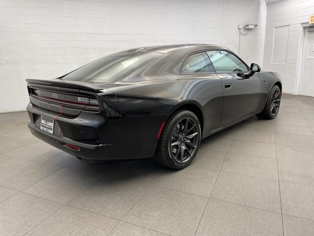 New 2026 Diamond Black Crystal Pearlcoat Dodge Scat Pack Plus image 4