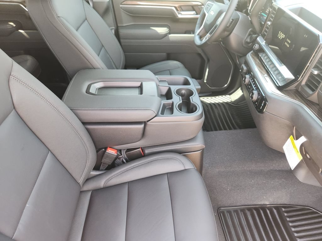 2026 Chevrolet Silverado 1500 LT - Photo 6