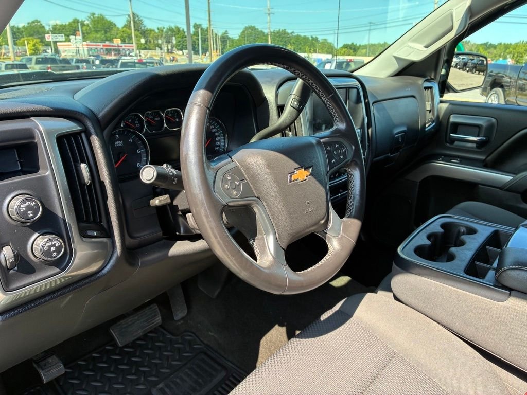 Used 2017 Black Chevrolet LT image 21