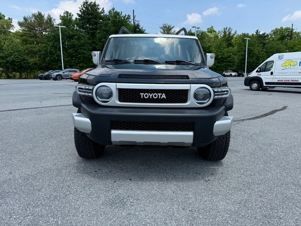 Used 2014 Black Toyota Base image 2