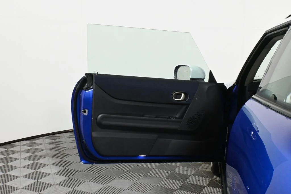 Certified Used 2025 Blue MINI  image 29