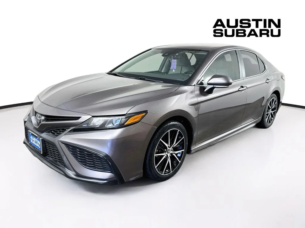 Used 2022 Gray Toyota SE image 3
