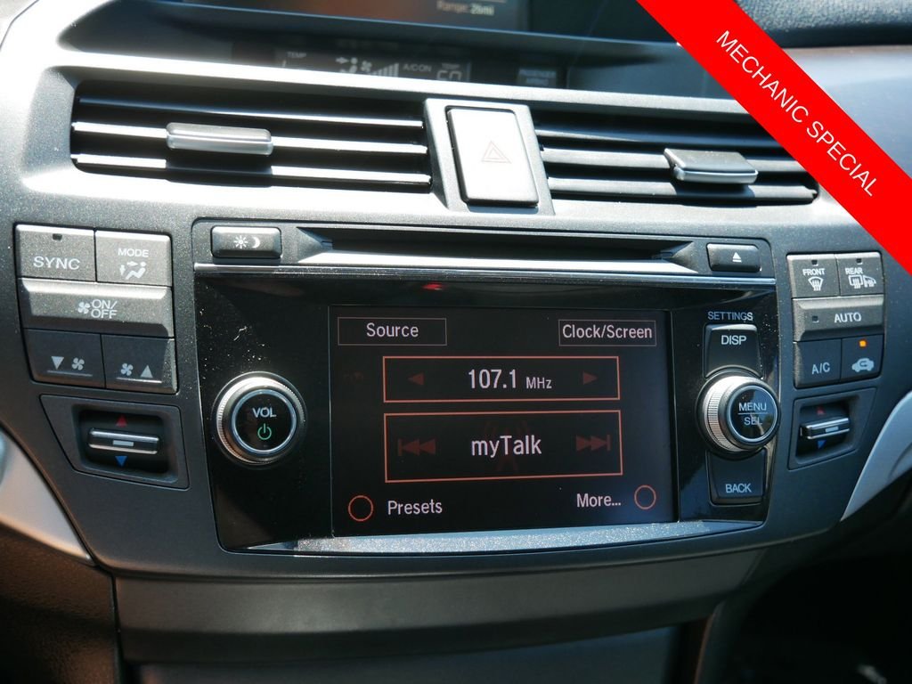 Used 2015  Honda EX-L image 23