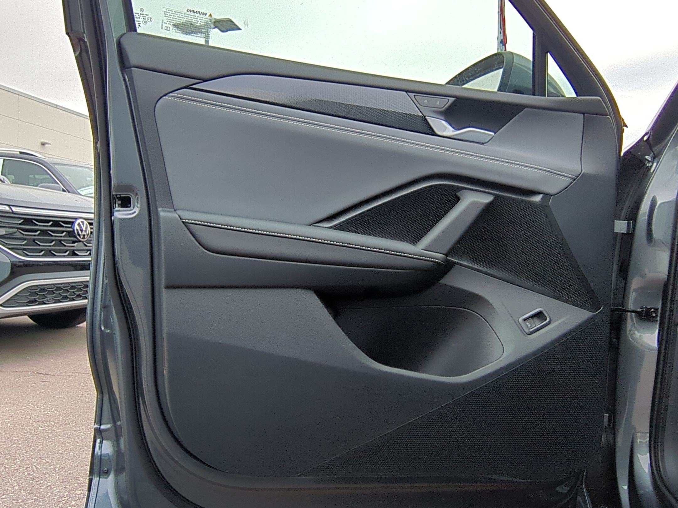 New 2026 Platinum Gray Metallic Volkswagen SE image 8